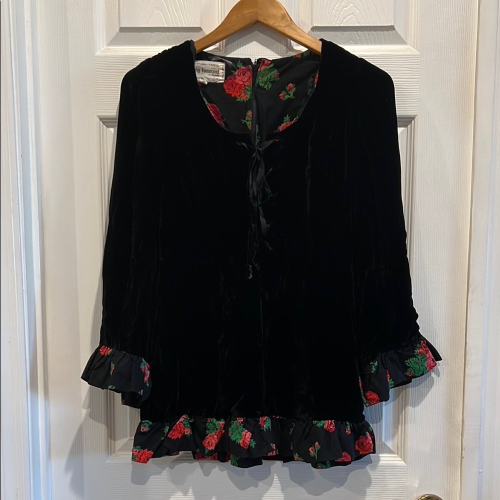 RARE Vintage 70s Young Innocent by Arpeja Velvet Lace Up Top